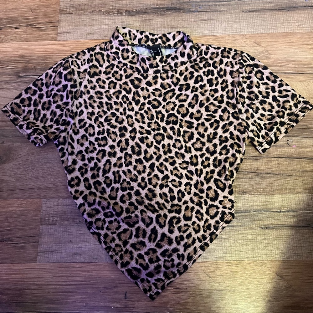 cheetah print crop top